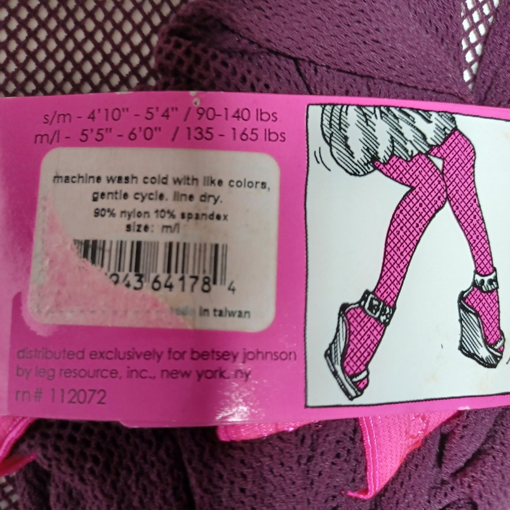 Ladies Tight - Picture 3 of 4